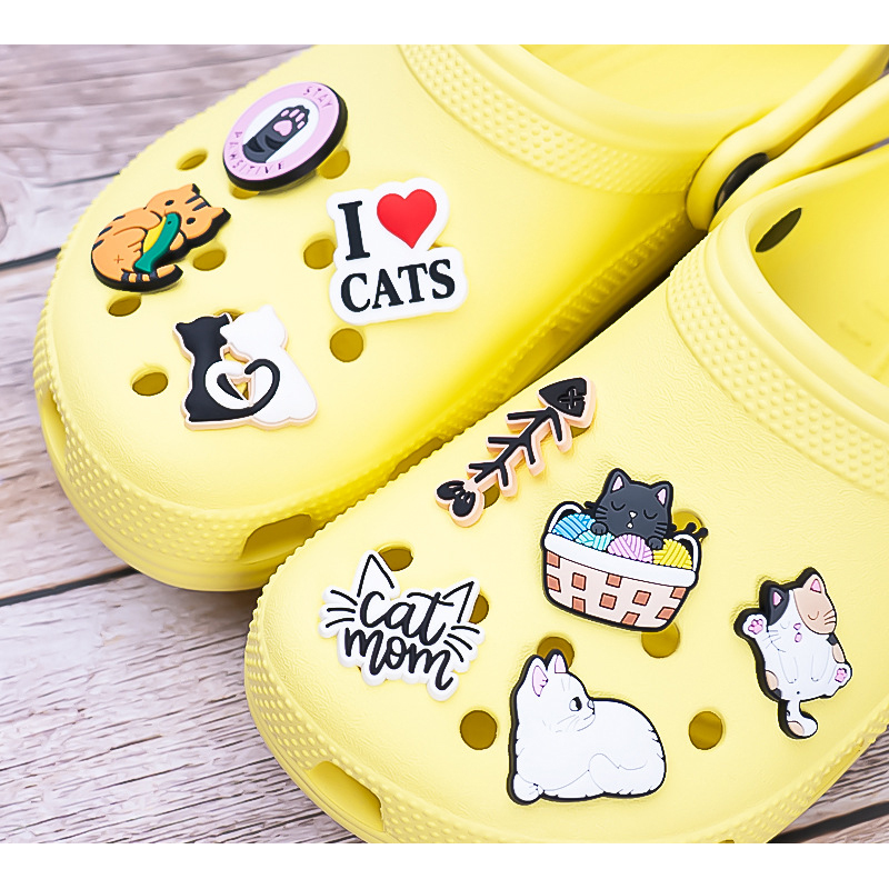 Pin de dijes de zapatos de gat - Croc Style Clog reseña y precio