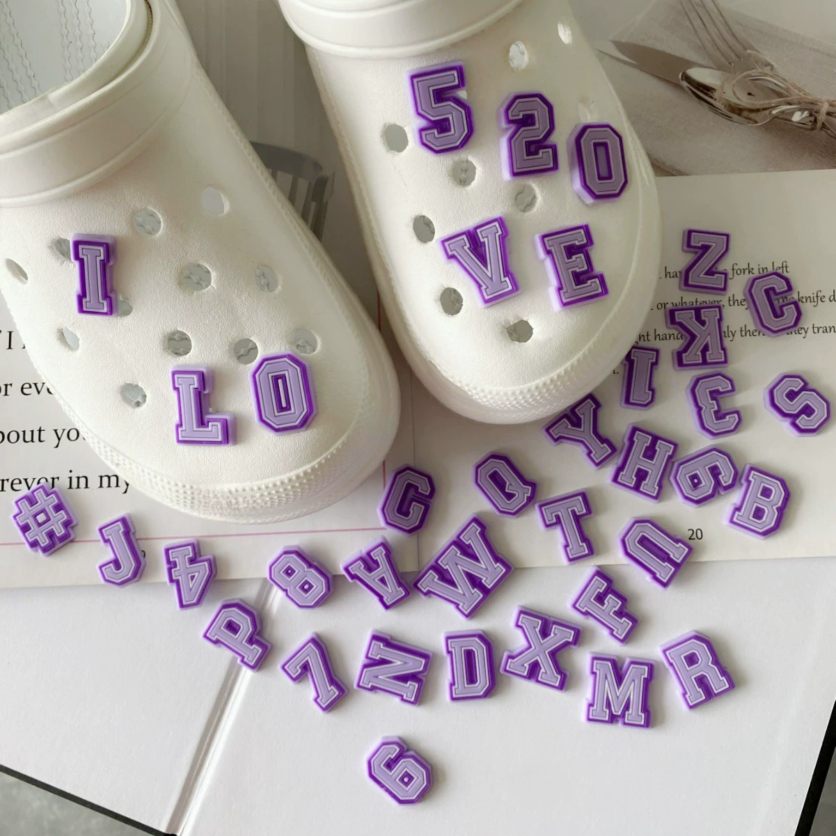 Nuevos Pins de Letras del Alfa - Croc Style Clog reseña y precio