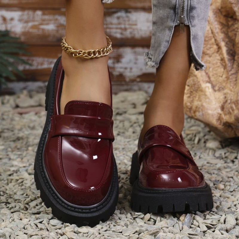 Mocasines de tacón medio de ch - Patent Leather Pump reseña y precio