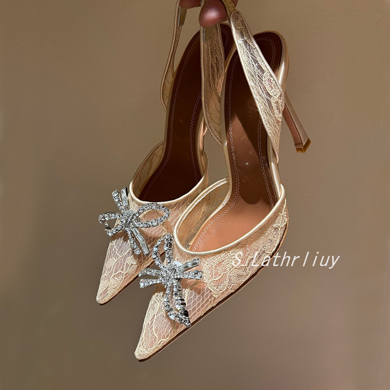Sandalias con diamantes de imi - Patent Leather Pump reseña y precio