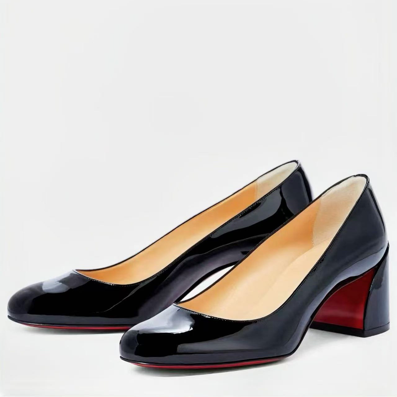 Zapatos de Tacón Alto de Charo - Patent Leather Pump reseña y precio